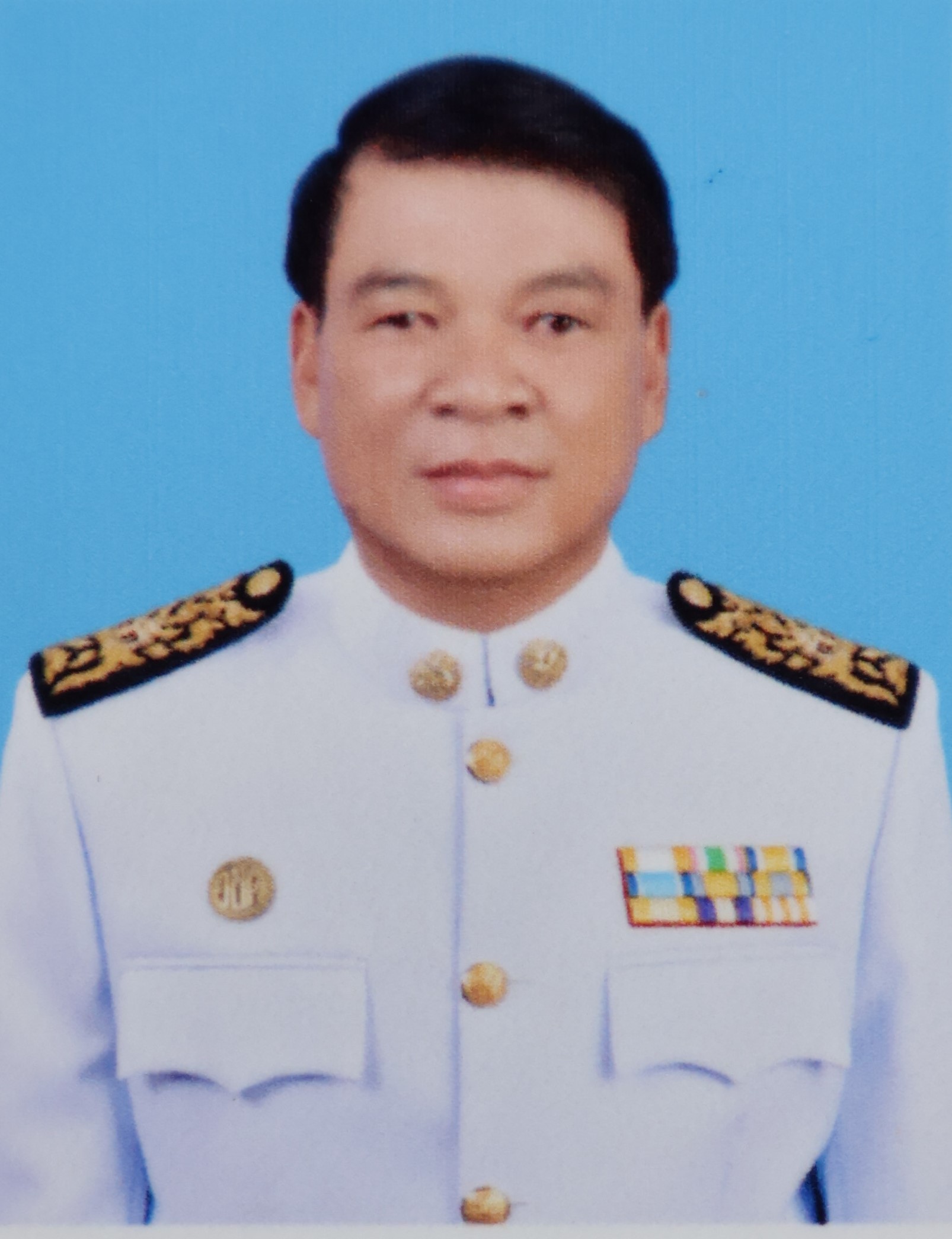 นายชาตรี ศรีตะวัน 